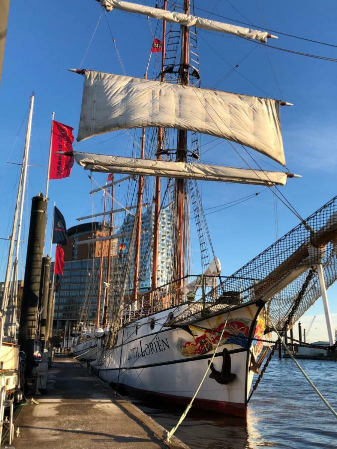 Segelschiff Loth Lorien Hamburgo Exterior foto