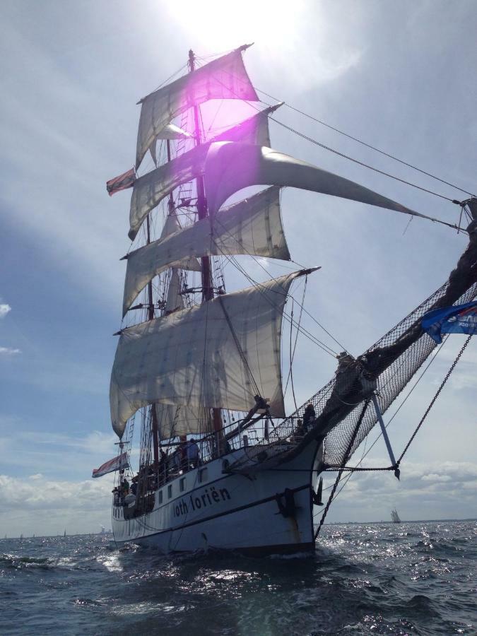 Segelschiff Loth Lorien Hamburgo Exterior foto