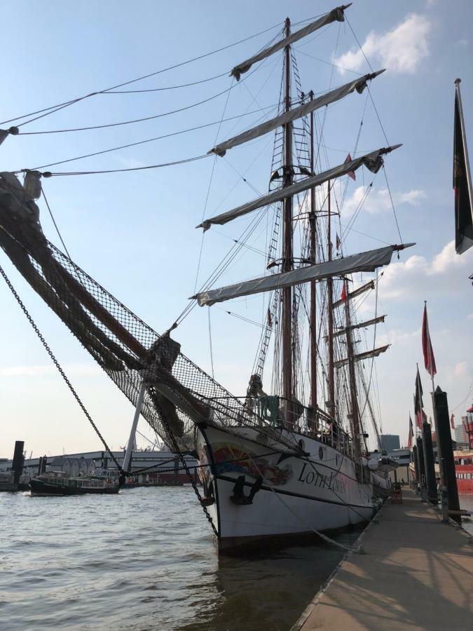 Segelschiff Loth Lorien Hamburgo Exterior foto