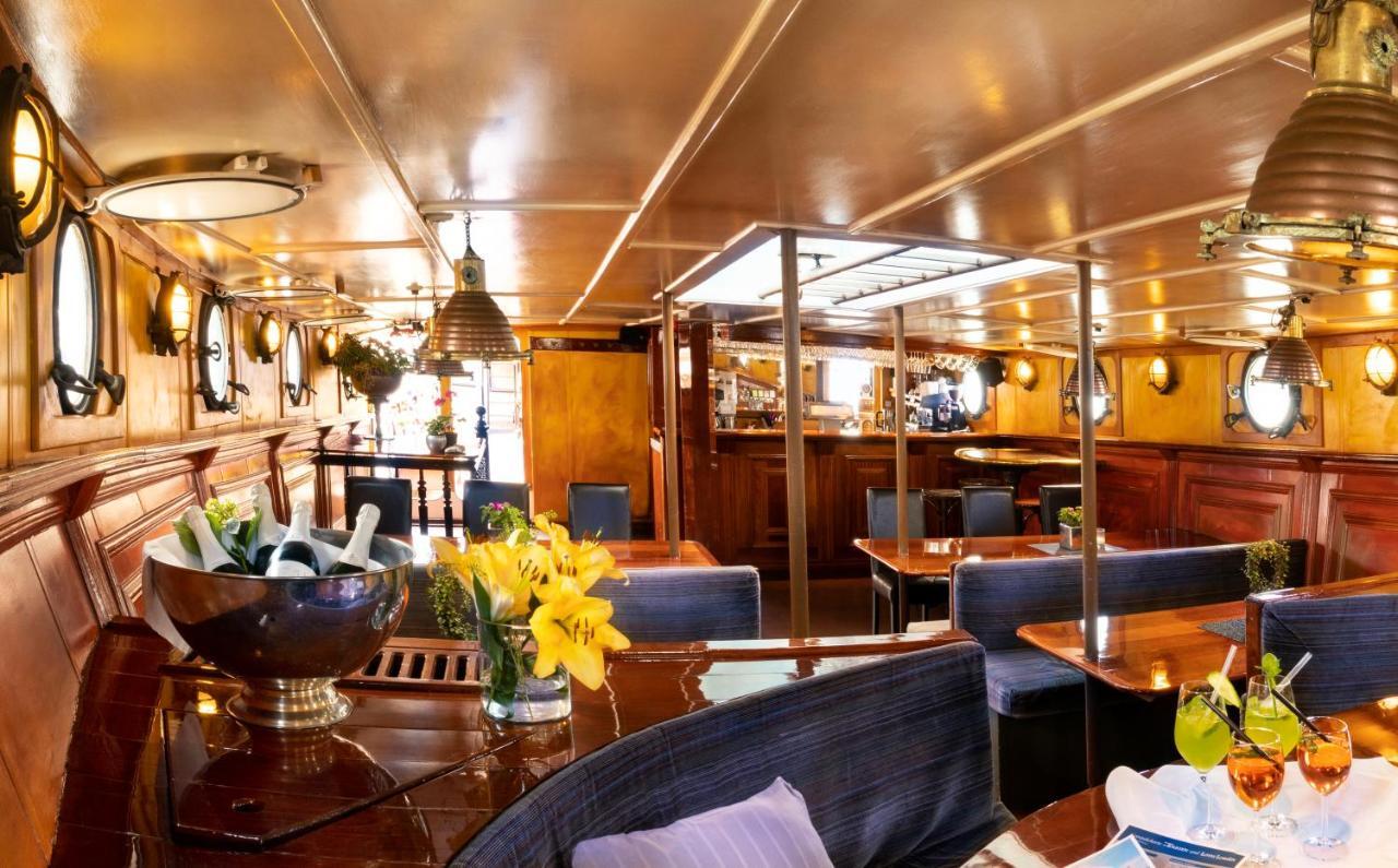 Segelschiff Loth Lorien Hamburgo Exterior foto